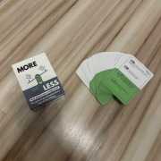 More or Less - Gra Karciana 