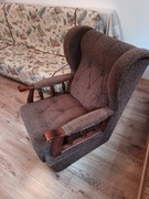 Dwa fotele z PRL-u brązowe słynne uszatki 