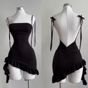 Mini sukienka damska bez rękawów z odkrytymi plecami i wiązaniem