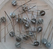 5,6pF 500V KC  kondensator ceramiczny zabytek PRL CERAD