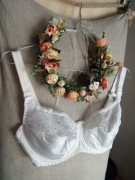 GORTEKS Jeni/B3 półusztywniany biały biustonosz z koronką 70H