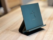 Uniwersalny stojak na tablet i iPad