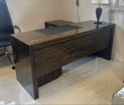 Meble do ekskluzywnego biura. Fornir. Okazja
