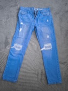 Potargane jasne Jeansy marki Stradivarius w rozmiarze 36