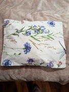 Poduszki z łuską gryki i kwiatem lawendy