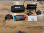 Konsola Nintendo Switch V2 32GB + Karta pamięci 512 GB + Etui 