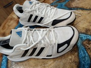 Buty sportowe firmy Adidas 