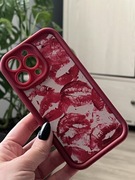 Bordowy case iPhone 13 Pro etui w usta całusy buziaki