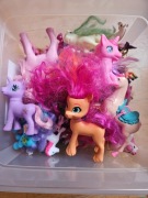 Sprzedam tanio koniki jednorożce! 