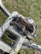 Zacisk BMW e39 lewy przód