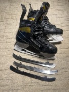 Łyżwy Hokejowe Bauer Ultrasonic 10 Fit1