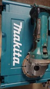 Makita szlifierka 18V DGA452Rfj kontakt 604623191