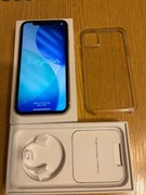 iPhone 11, 64 GB, biało-srebrny, stan bardzo dobry