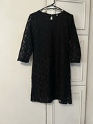 Czarna koronkowa sukienka 40