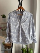 Bawełniana koszula z kołnierzykiem w niebieskie paski oraz we wzory