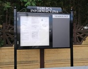 Gablota ogłoszeniowa dzielona