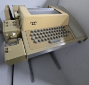 Tele Type ASR 33