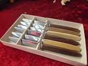 Stare noże z drewnianym uchwytem rączką