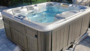 Jacuzzi całoroczne Sundance Spas- MARIN