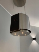 Okap kuchenny wyspowy wiszący Isla Glass Inox w kolorze stali