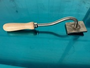 Profesjonalny tłuczek do mięsa gastronomiczny manufaktura inox z rączką FV