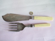 OZDOBNE SZTUĆCE ŚRODKA STOŁU SYGNOWANE ANGLIA      