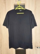 467. Czarna koszulka t-shirt sportowy męski rozmiar M