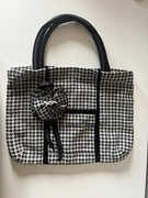 Piękna torebka w pepitkę