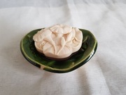 Mydelniczka ceramiczna z gliny zielona, drzewo