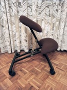 krzesło klęczne (profilaktyczno-rehabilitacyjne), klękosiad