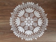 SERWETKA WYKONANA  NA SZYDEŁKU śr 28 cm (6) 