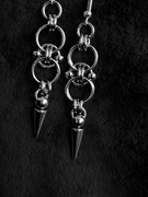 Kolczyki wiszące splot kółka kolce industrial