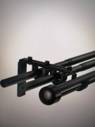 Dom , okna , karnisze