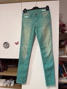 Sodnie Guess rozmiar 26 elastyczne. Jeans unikat. 
