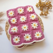 Koc kocyk wełniany patchwork patchworkowy do wózka do łóżeczk kwiaty różowy