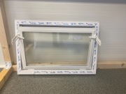 Okno gospodarcze/inwentarskie 1000x600 PVC