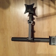 Uchwyt Na Monitor ART L-01