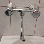 bateria umywalkowa używana