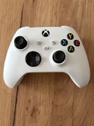 Oryginalny pad Xbox series Biały