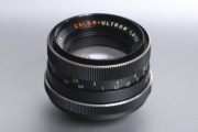Obiektyw Voiglander Color Ultron 1,8 50 mm na gwint M42.