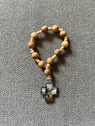 Różaniec do samochodu z koralików 