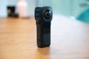 Insta360 Leica RS 1-inch | Stan IDEALNY