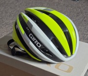 Kask szosowy GIRO Synthe MIPS rozm. M / 55-59 cm
