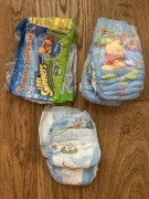 Huggies pieluszki do pływania nr S 6 sztuk+Dada nr 5. 1 sztuka