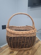 Kosz wiklinowy ciemny