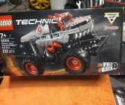 LEGO Technic 42200 Monster Jam ThunderROARus z silnikiem nakręcanym