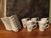 Komplet filiżanek i spodeczków