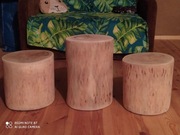 Pieniek drewniany dekoracyjny stolik