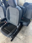 Peugeot Rifter komplet foteli 7 osobowy z tylną wykładziną i pasami