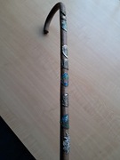 Klasyczny Wanderstock czyli laska turystyczna.